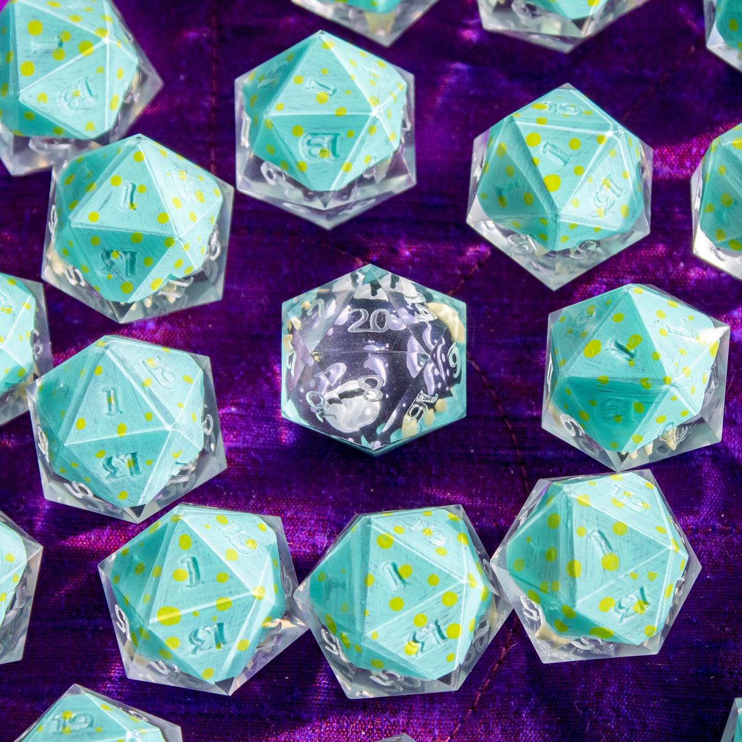 Mimic D20 - Standard D20